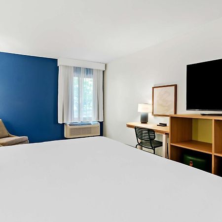 Spark By Hilton Winston-Salem University Extérieur photo