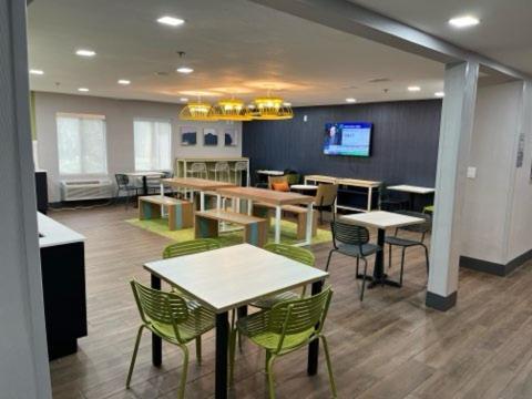 Spark By Hilton Winston-Salem University Extérieur photo