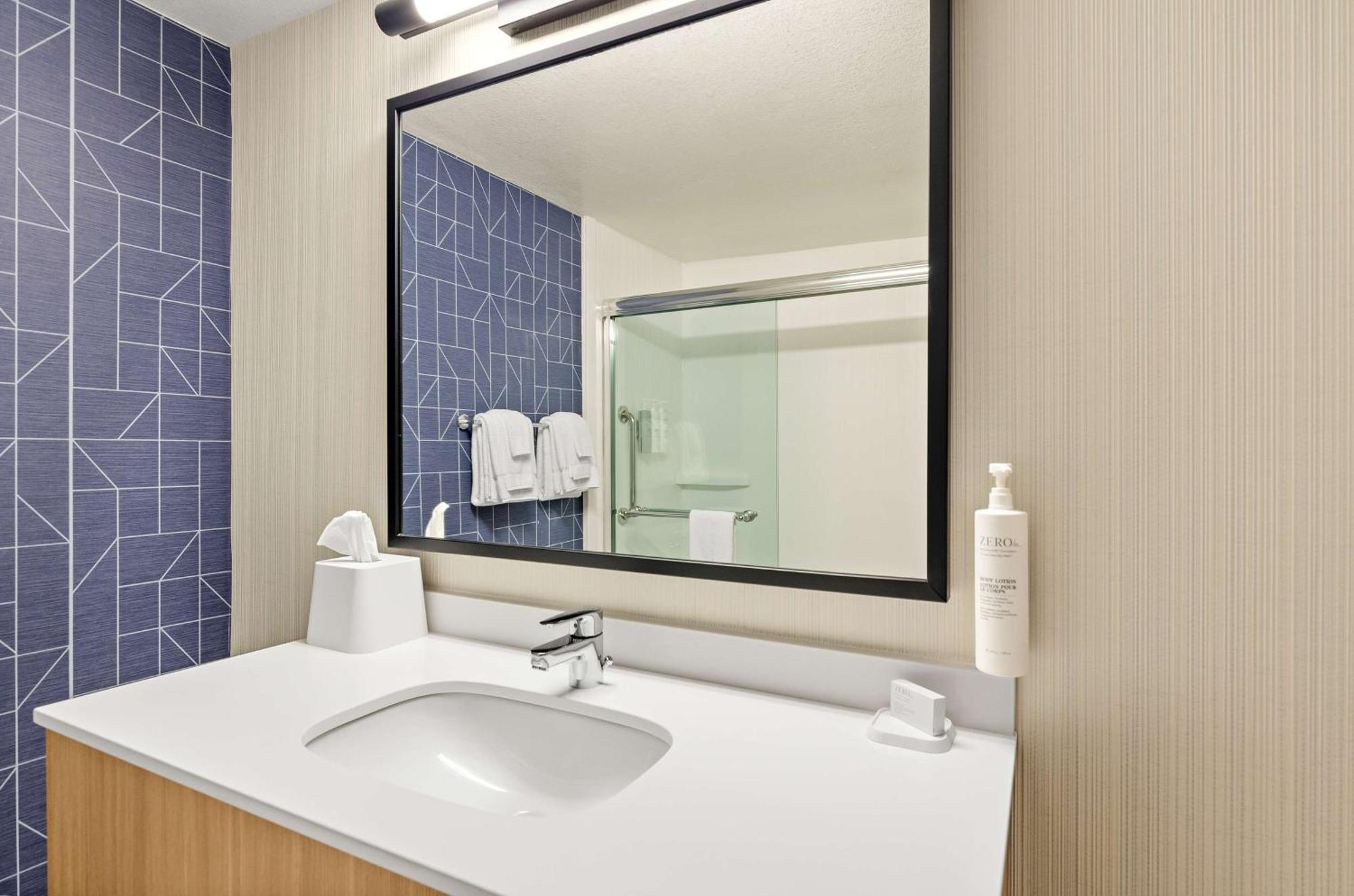 Spark By Hilton Winston-Salem University Extérieur photo